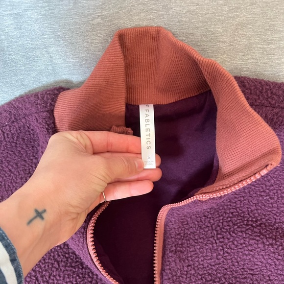 Fabletics Sherpa jacket - Picture 4 of 5